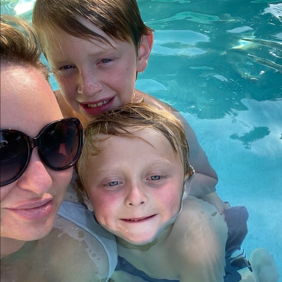 Meet your Posher, Holly - Picture 9 of 15